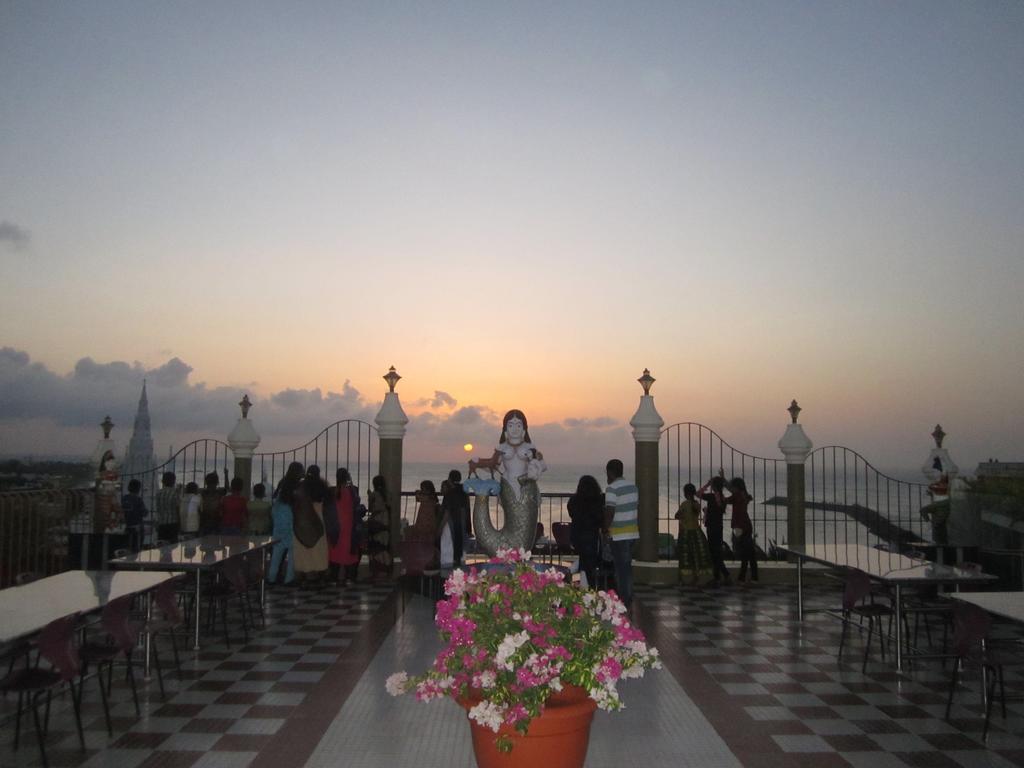 Hotel Chithra 카니아쿠마리 외부 사진